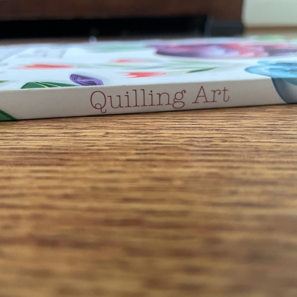 Quilling Art paperback book - Picture 2 of 4